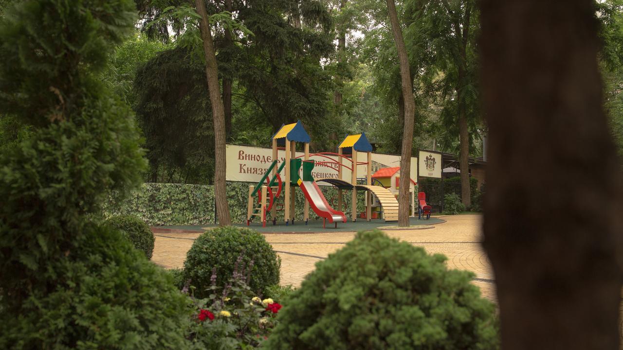 קייב Park-Hotel Golosievo מראה חיצוני תמונה